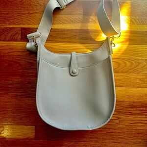 Crossbody purse